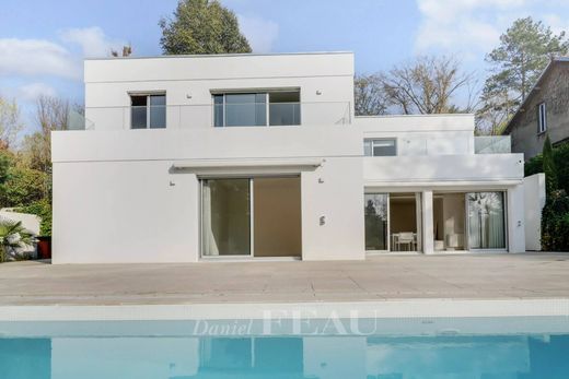 Maison de luxe à Bougival, Yvelines