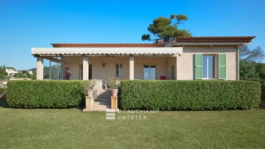 빌라 / Mandelieu-la-Napoule, Alpes-Maritimes