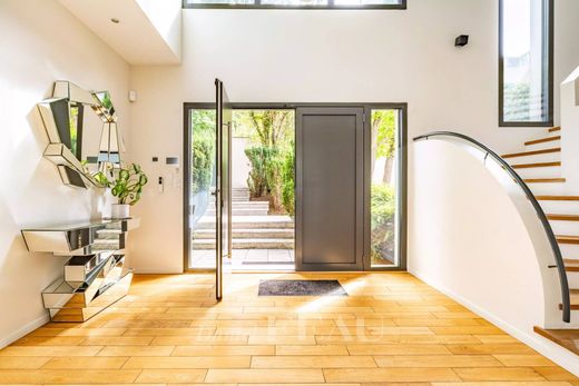 Luxury home in La Celle-Saint-Cloud, Yvelines