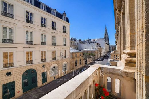Apartment in Tour Eiffel, Invalides – Ecole Militaire, Saint-Thomas d’Aquin, Paris