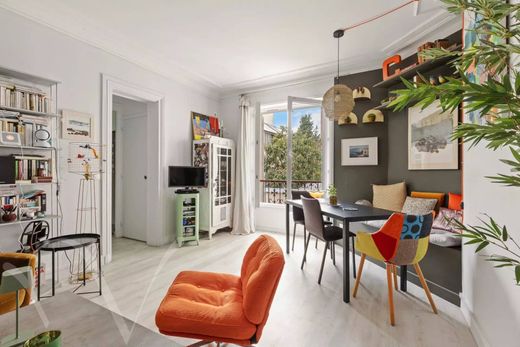 아파트 / Montparnasse, Alésia, Montsouris, Paris