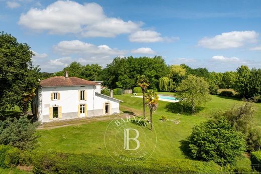 Luxury home in Sainte-Marie-de-Gosse, Landes