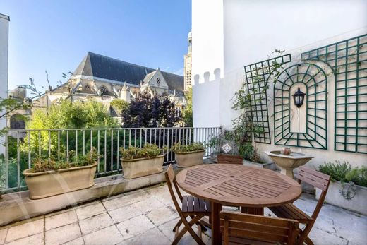 Apartment in Sorbonne, Jardin des Plantes, Saint-Victor, Paris