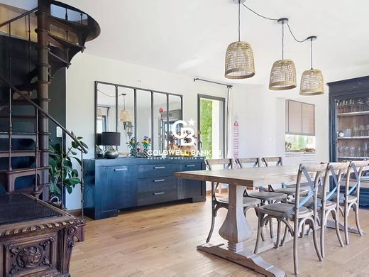 Luxury home in Marans, Charente-Maritime