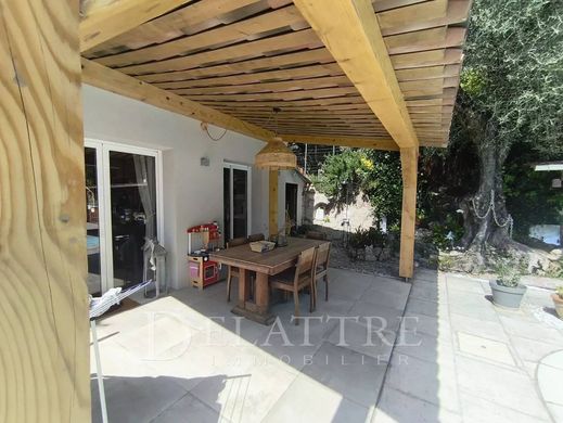 Luksusowy dom w Le Bar-sur-Loup, Alpes-Maritimes