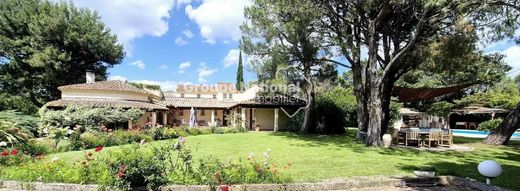 Luxury home in Mouriès, Bouches-du-Rhône