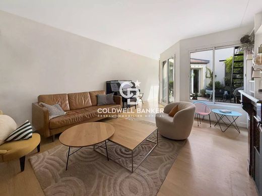 Luxus-Haus in Suresnes, Hauts-de-Seine