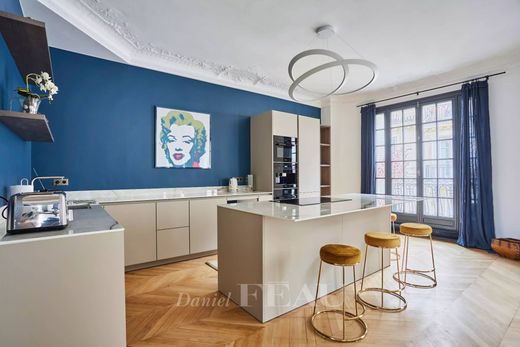 Apartment in La Muette, Auteuil, Porte Dauphine, Paris