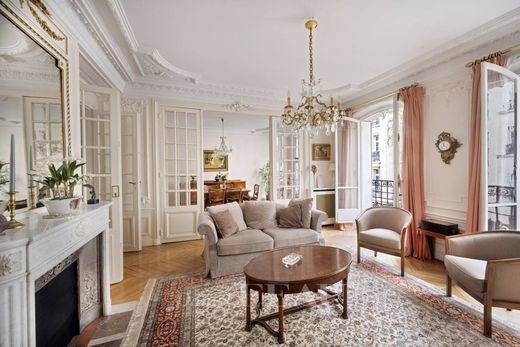 Apartament w Tour Eiffel, Invalides – Ecole Militaire, Saint-Thomas d’Aquin, Paris