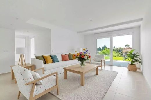 Apartment / Etagenwohnung in Roquebrune-Cap-Martin, Alpes-Maritimes