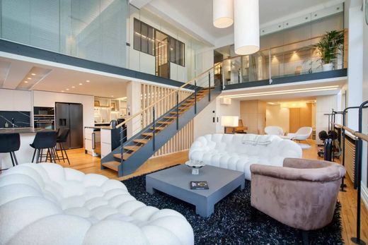 カンヌ, Alpes-Maritimesのアパートメント