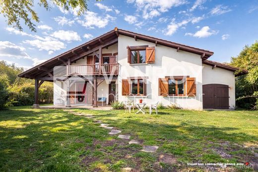 Villa in Gujan-Mestras, Gironde