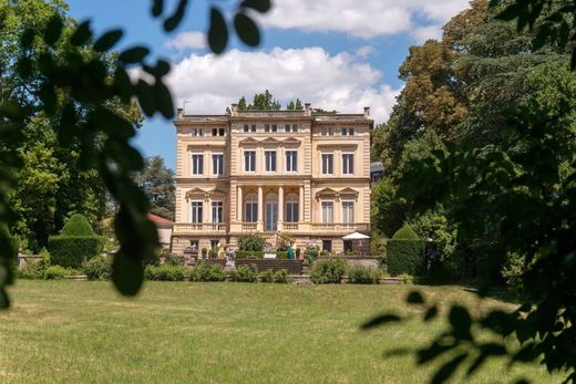 Castello a Écully, Rhône