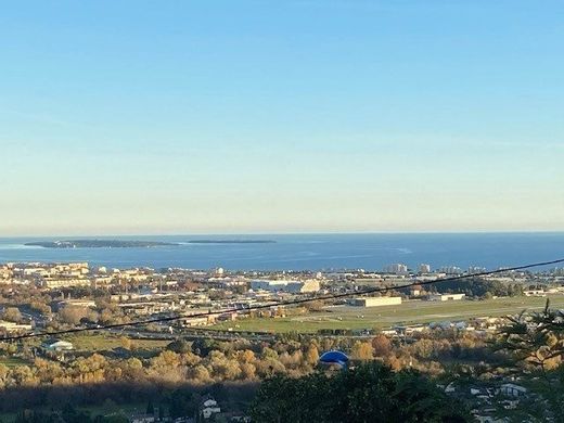 Grond in Mandelieu-la-Napoule, Alpes-Maritimes
