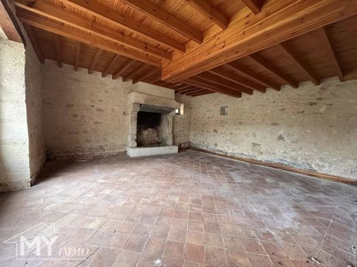 منزل ﻓﻲ Asques, Gironde