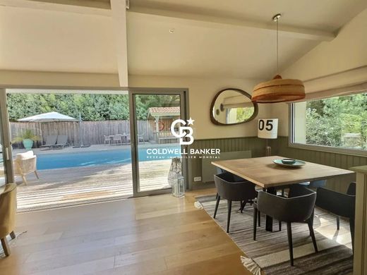 Luxury home in Lège-Cap-Ferret, Gironde