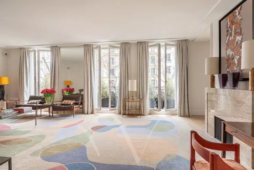 Apartment in Sorbonne, Jardin des Plantes, Saint-Victor, Paris