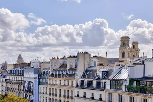 Apartment in Saint-Germain, Odéon, Monnaie, Paris
