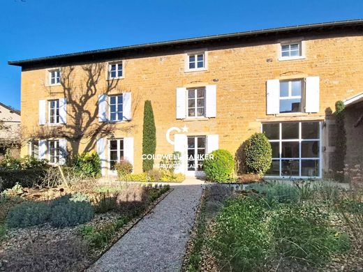 Maison de luxe à Chasselay, Rhône