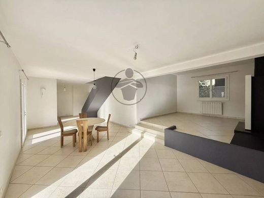 Luksusowy dom w Prades-le-Lez, Hérault