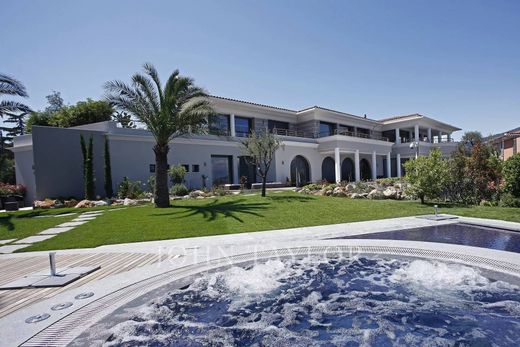 Luxury home in Saint-Jean-Cap-Ferrat, Alpes-Maritimes