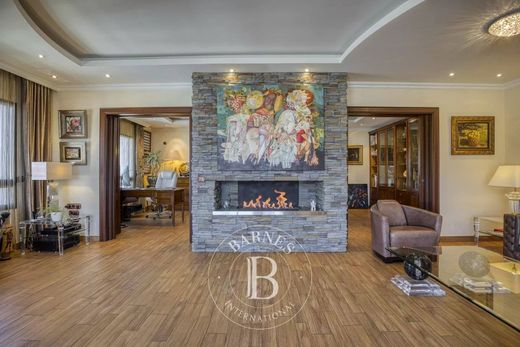 Appartamento a Saint-Genis-Pouilly, Ain