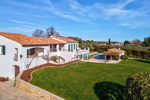 Villa in Valbonne, Alpes-Maritimes