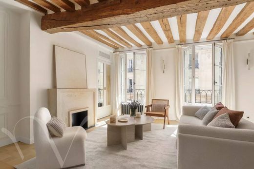 Apartment / Etagenwohnung in Chatelet les Halles, Louvre-Tuileries, Palais Royal, Paris