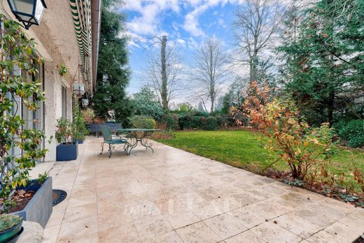 Maison de luxe à Vaucresson, Hauts-de-Seine