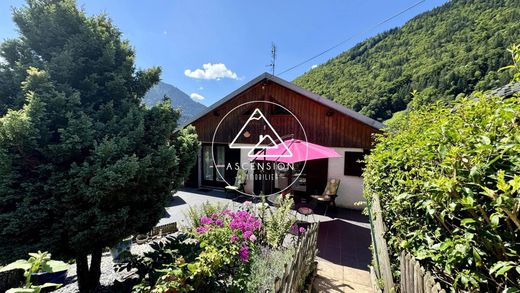 Chalet in Saint-Jean-d'Aulps, Haute-Savoie