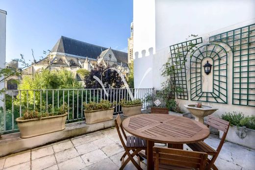 Apartment in Sorbonne, Jardin des Plantes, Saint-Victor, Paris