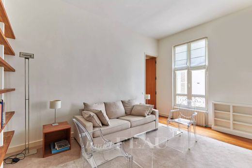 Apartment / Etagenwohnung in Saint-Germain, Odéon, Monnaie, Paris