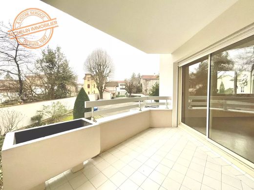 Apartment / Etagenwohnung in Champagne-au-Mont-d'Or, Rhône