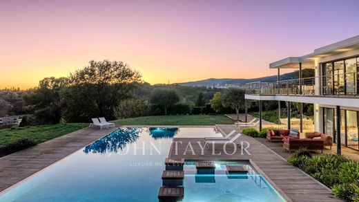 Villa in Valbonne, Alpes-Maritimes