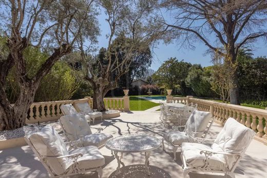 Πολυτελή κατοικία σε Αντίμπ, Alpes-Maritimes