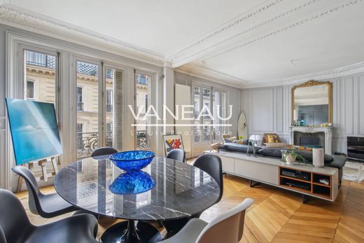 Apartment in Provence-Opéra – Grands Boulevards, Paris