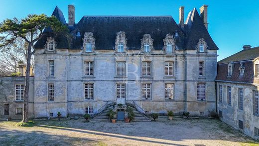 Schloss / Burg in Courseulles-sur-Mer, Calvados