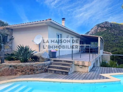 别墅  Sainte-Lucie de Porto-Vecchio, South Corsica