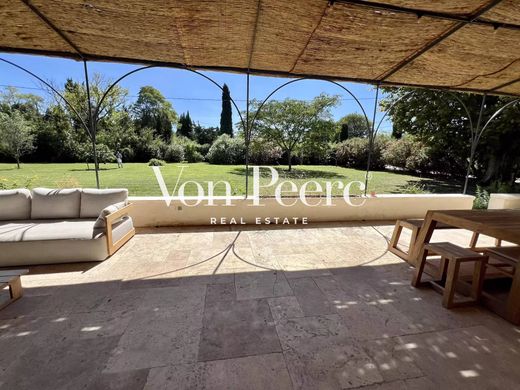 Luxury home in Saint-Rémy-de-Provence, Bouches-du-Rhône