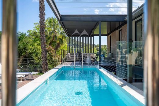 别墅  圣特罗佩, Var