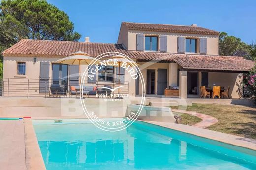 ﻓﻴﻼ ﻓﻲ Gassin, Var