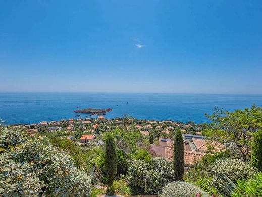 Villa Saint-Raphaël, Var