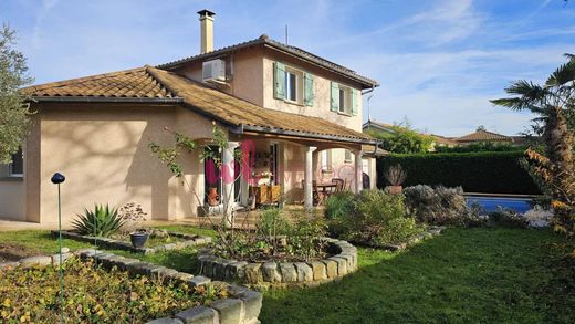 Casa de lujo en Genas, Ródano