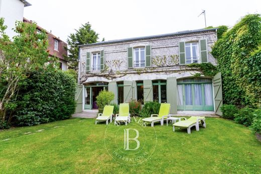 Luxus-Haus in Deauville, Calvados