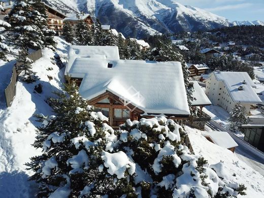 Chalet en Saint-Étienne-de-Tinée, Alpes Marítimos