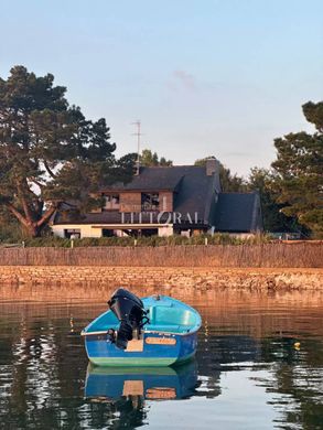 Luxus-Haus in Séné, Morbihan