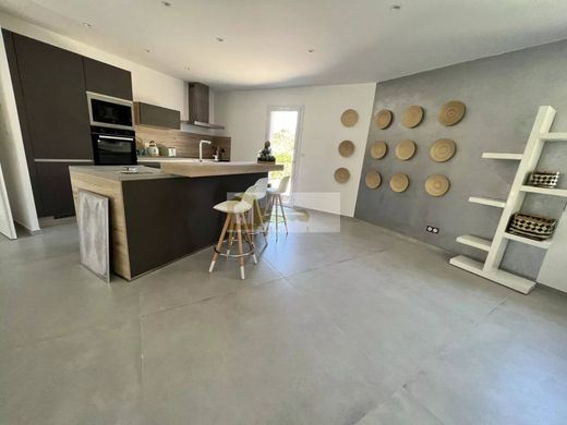 ‏בתי יוקרה ב  Montélimar, Drôme