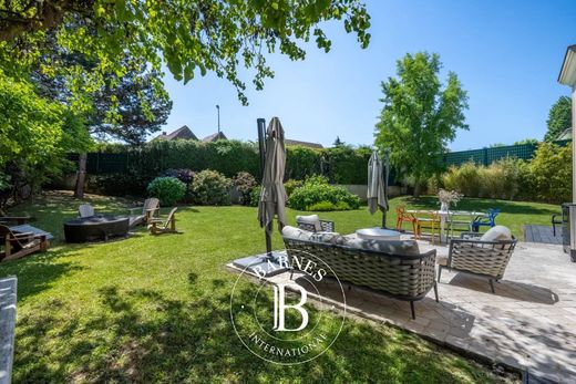 Luxury home in Bougival, Yvelines