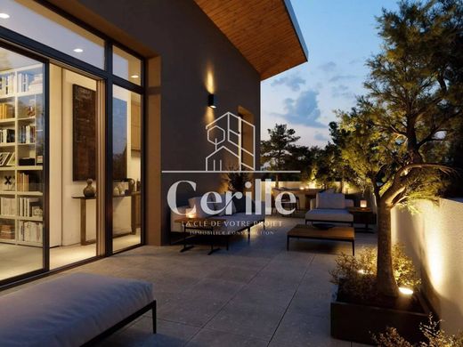 Apartment in Marseille, Bouches-du-Rhône