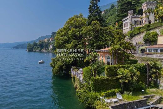 Castle for sale in Carate Urio